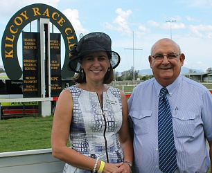 Deb throws support behind Country Racing